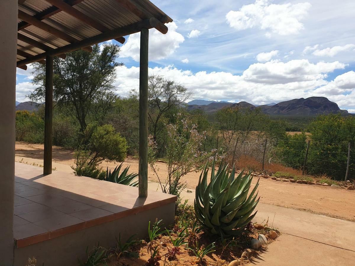 Thabile Lodge Oudtshoorn Exterior photo